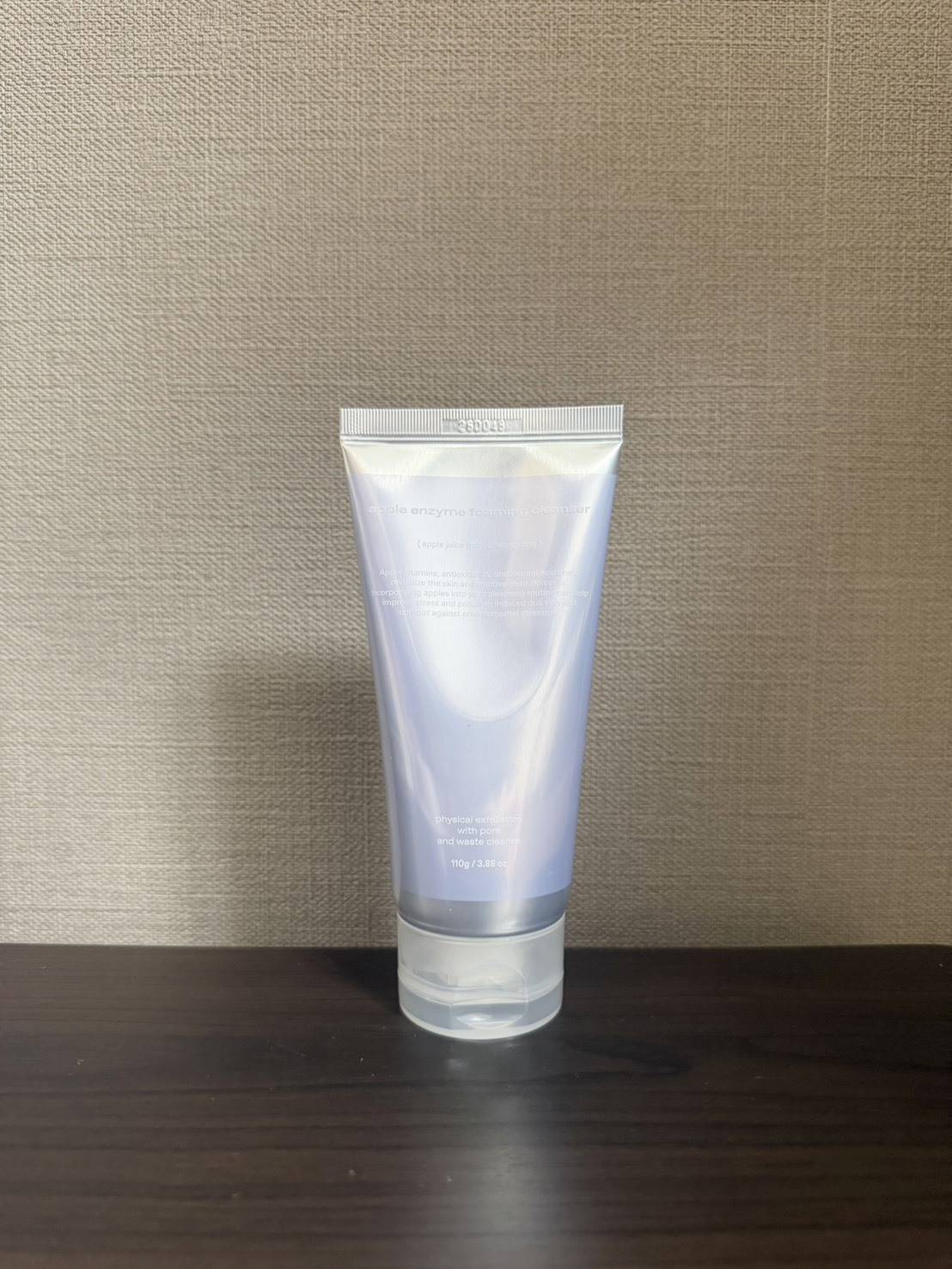 glow アップル酵素クレンジングフォーム