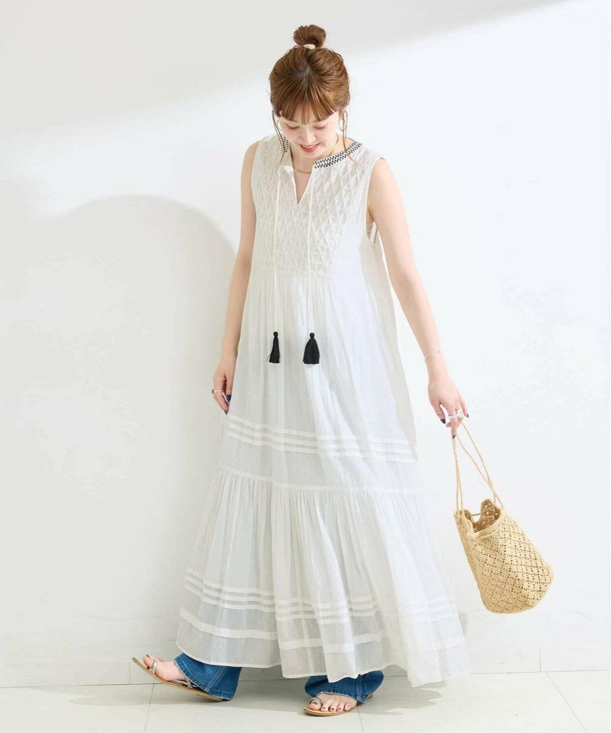 B.C STOCK タッセルノースリーブワンピース