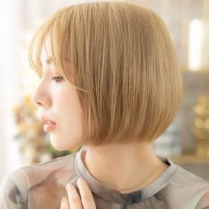  ハイトーンカラーボブ 