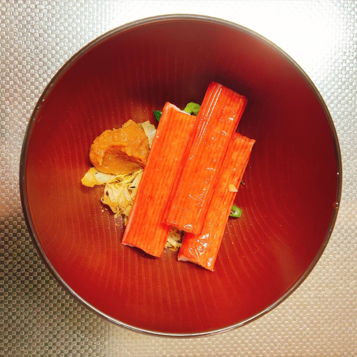 いちまさ公式の「カニかまの味噌汁」のレシピ