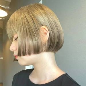  ハイトーンカラーボブ 