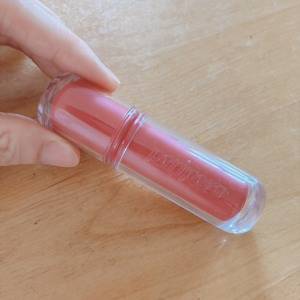 リピするくらいお気に入り♪色持ちがいいのも嬉しい「透け感ティント」