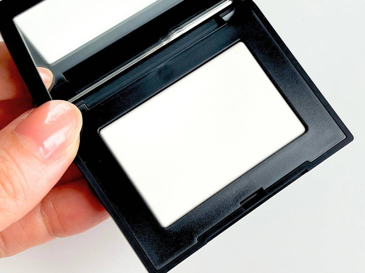 NARS ライトリフレクティングセッティングパウダー プレスト N ミニ