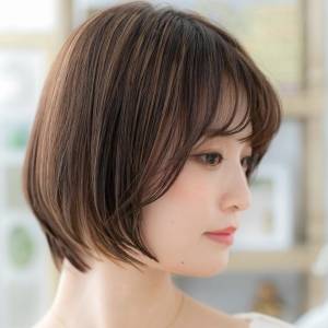  きれいめ前下がりボブ 
