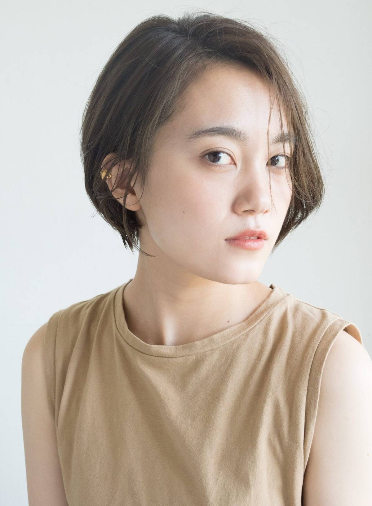 前髪を作らないショート