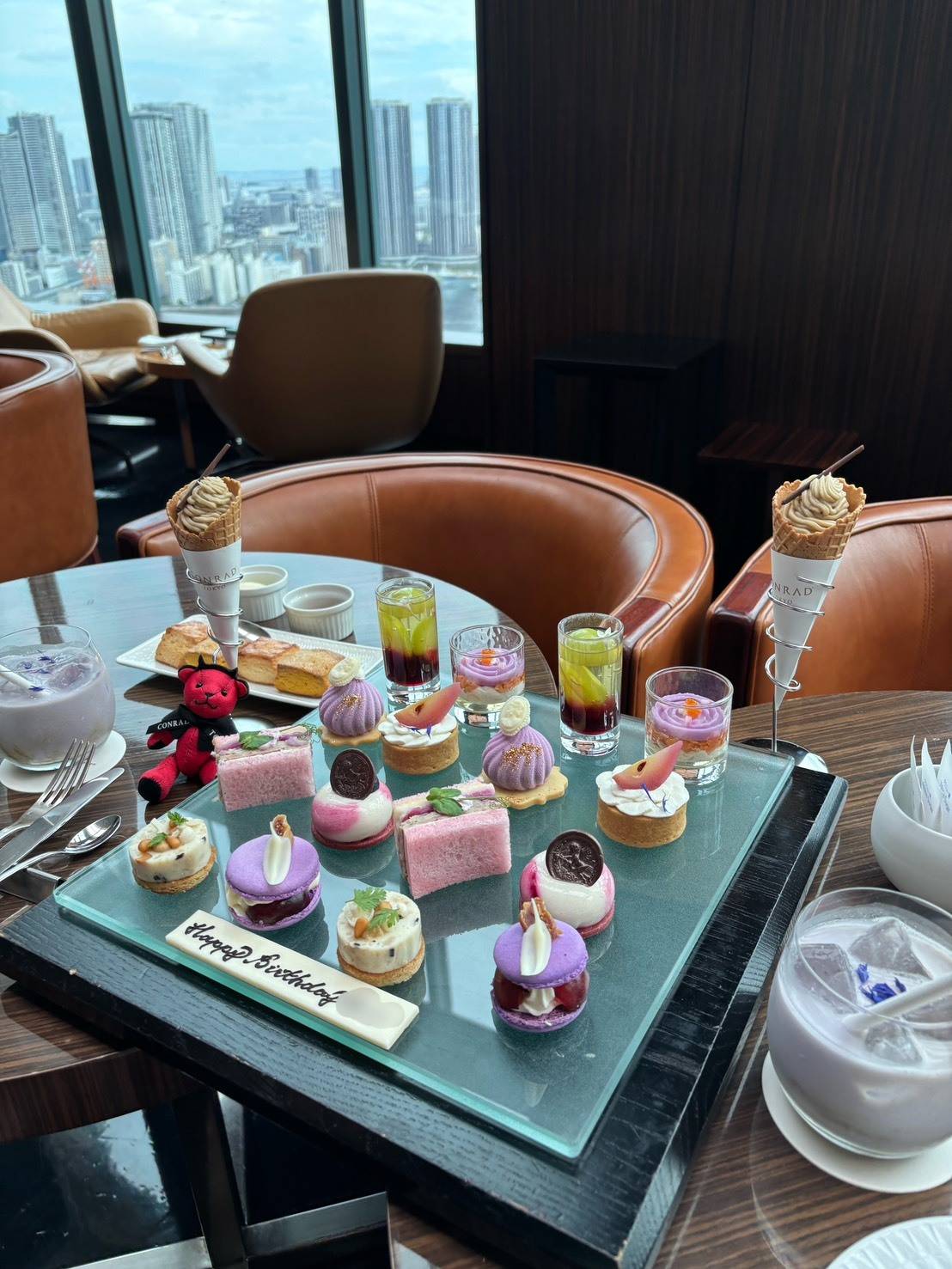 コンラッド東京 アート・オブ・オータム・アフタヌーンティー