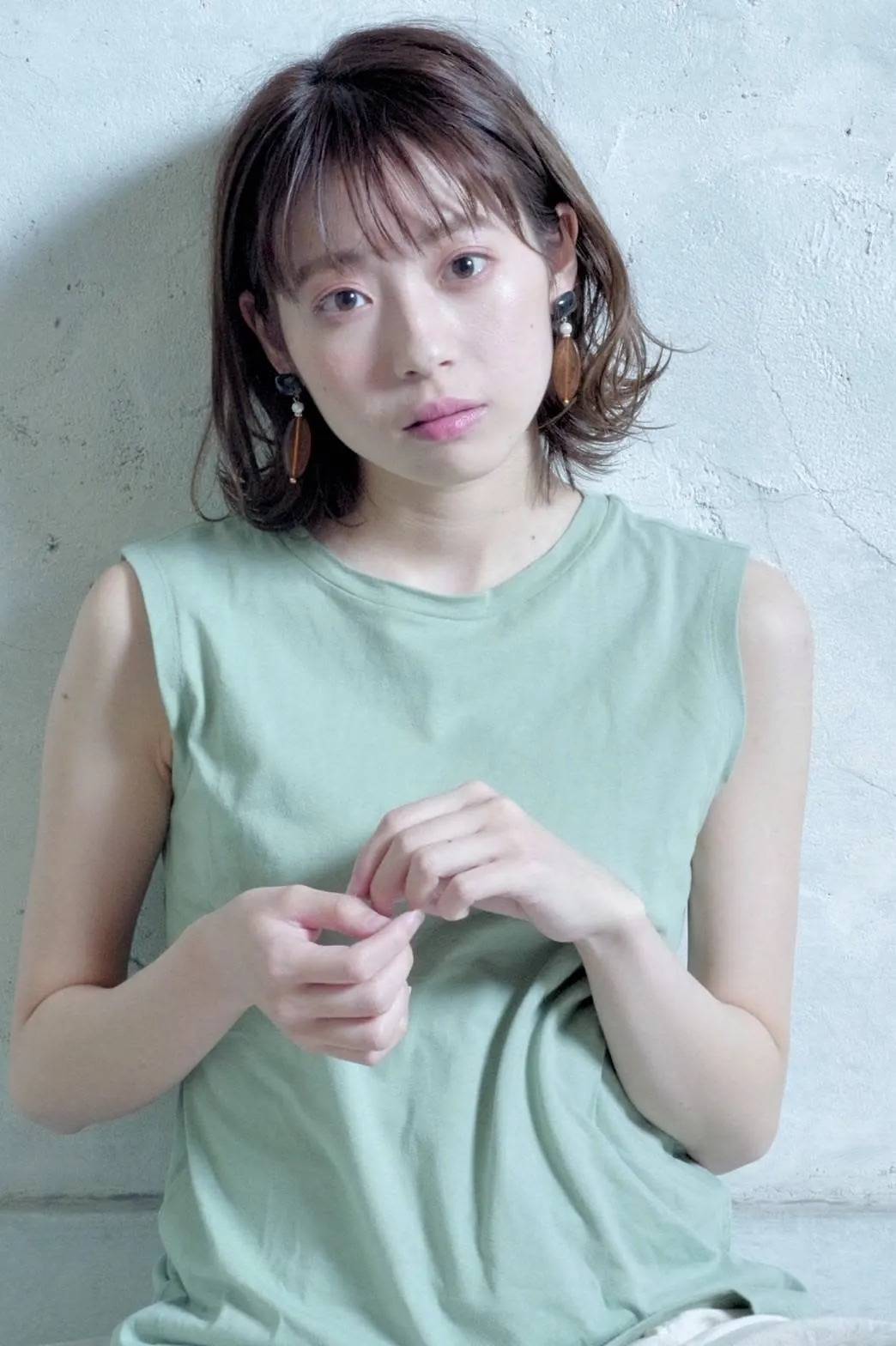 抜け感軽やかボブ