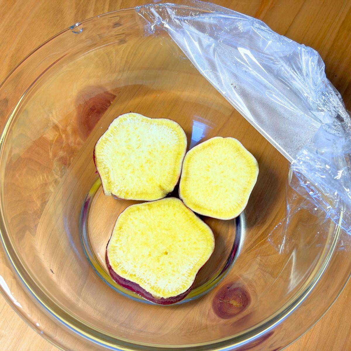 JAグループ公式の「さつまいもと塩昆布の海苔巻きおにぎり」のレシピ