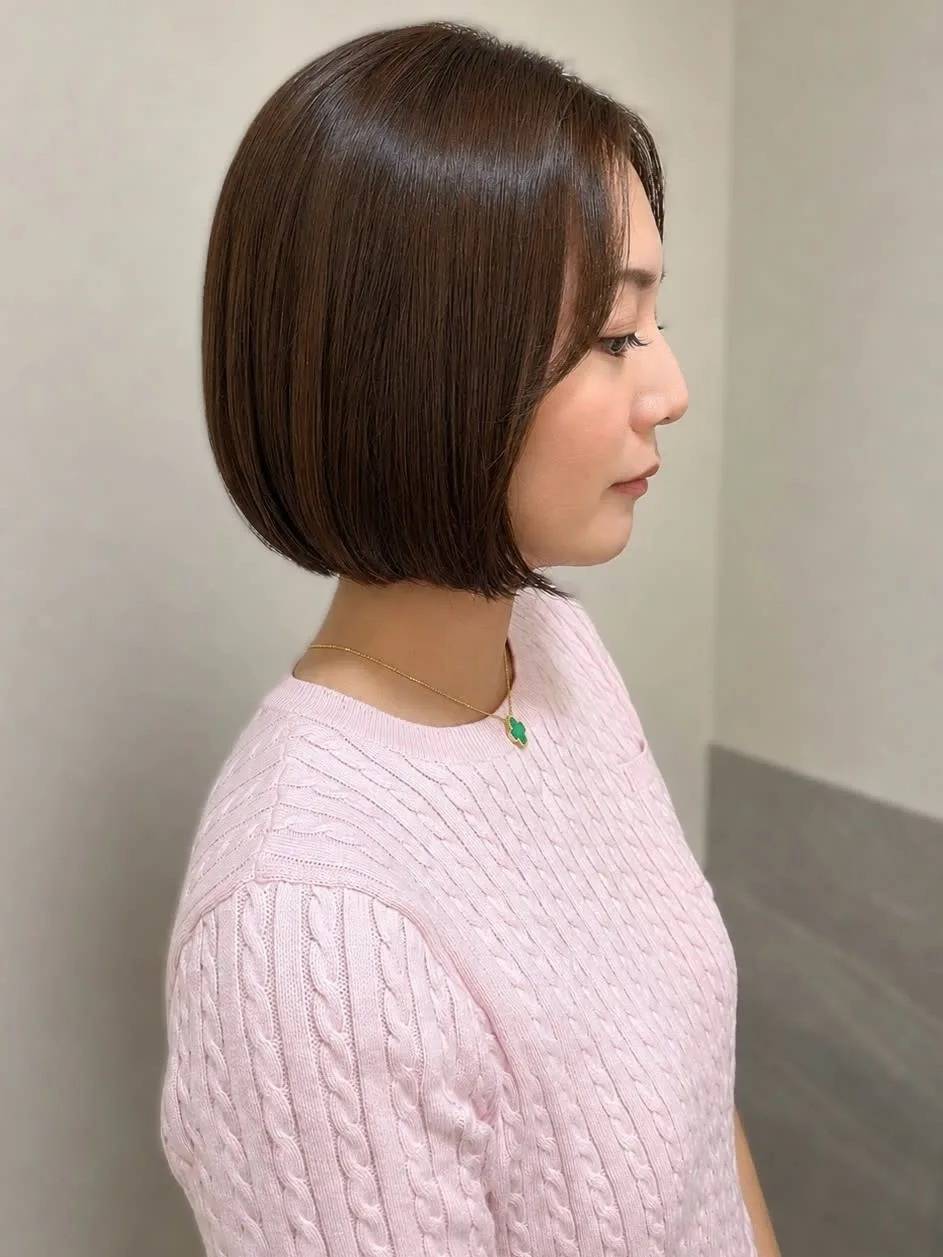 センターパートボブ