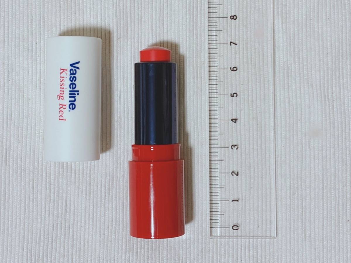 Vaseline ヴァセリン ヴァセリン リップ キッシングレッド 色付きリップ 本体 蓋開け 定規 サイズ