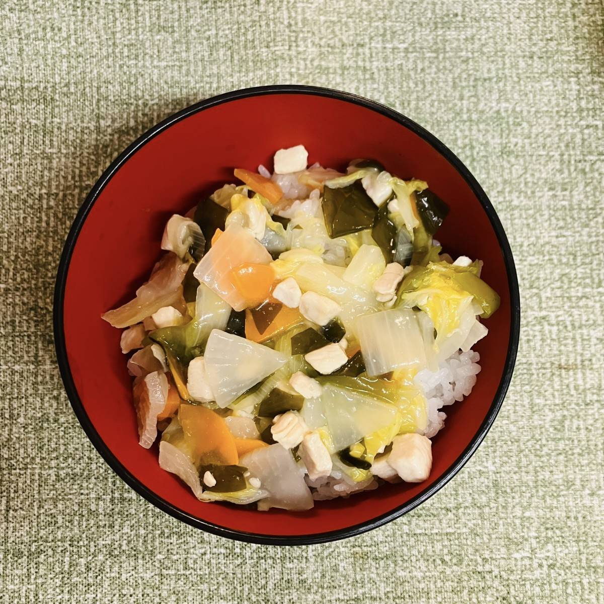 JAグループ公式の「沖縄県「野菜チキンあんかけ丼」JAおきなわ女性部」のレシピ
