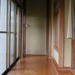 【ゾッとする怖い話】何だかおかしな出来事が起きたんです。祖母の家で聞こえた声の正体