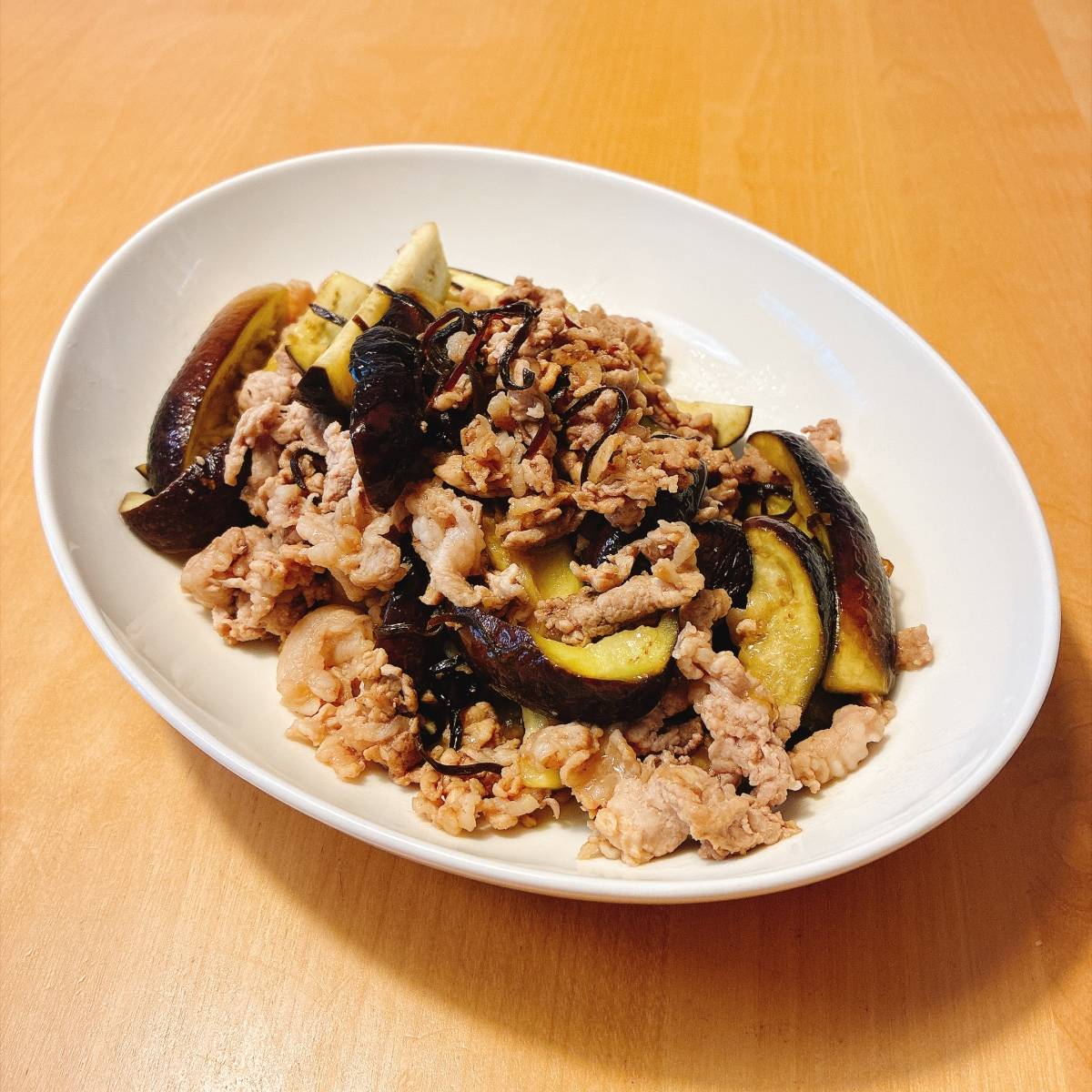 くらこん公式の「豚肉とかぼちゃの塩こんぶ炒め」のレシピ