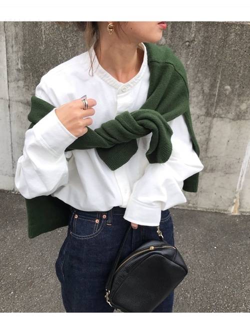 ラフで色っぽいシャツコーデ6選 おしゃれ 大人っぽい着こなし 4meee