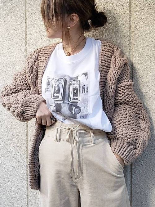 イージーパンツを使った冬コーデ6選 アラサー女子にもおすすめ 4meee