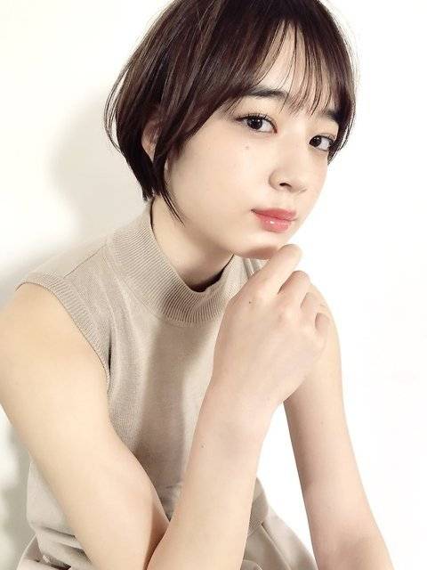 ショート編 30代の黒髪さんにおすすめの髪型5選 小顔効果絶大 4meee