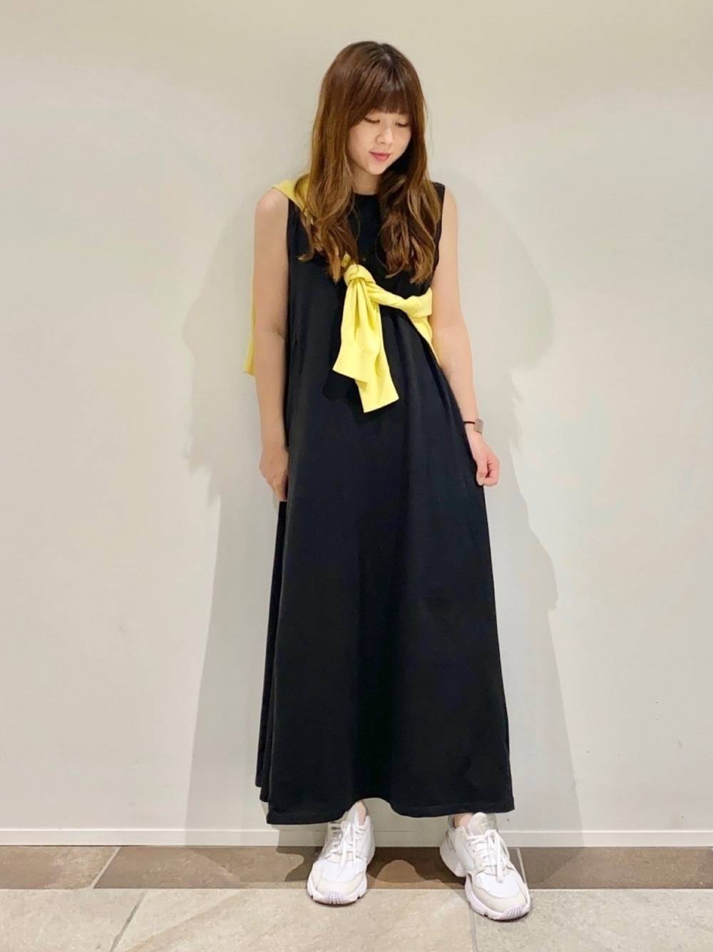 代のぽっちゃりさんにおすすめの夏コーデ5選 ワンピースで細見え 4meee