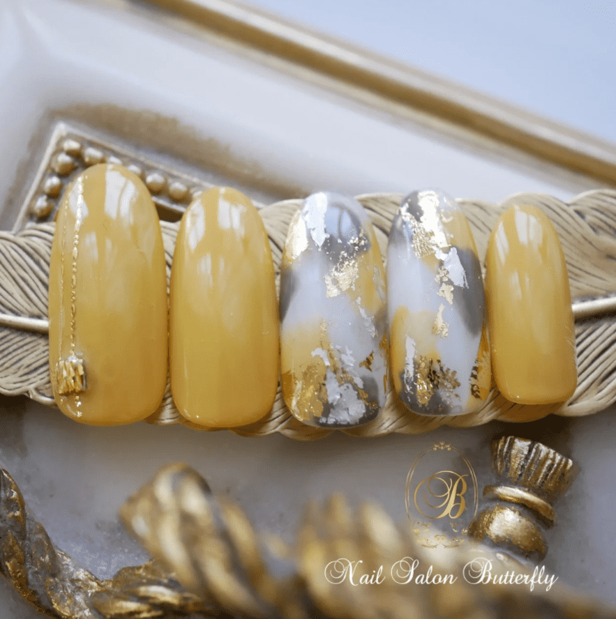 マスタード編 大人女子におすすめのネイルデザイン5選 秋に 4meee