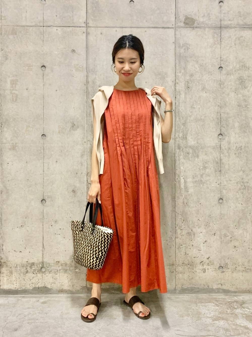 ややぽっちゃりさんに似合うワンピースコーデ5選 初秋におすすめ 4meee ややぽっちゃりさんに似合うワンピースコーデ5選 初秋におすすめ 4meee