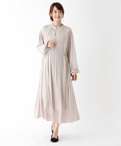 ぽっちゃりさんにおすすめの サテンワンピース 4選 初秋にゲット 4meee