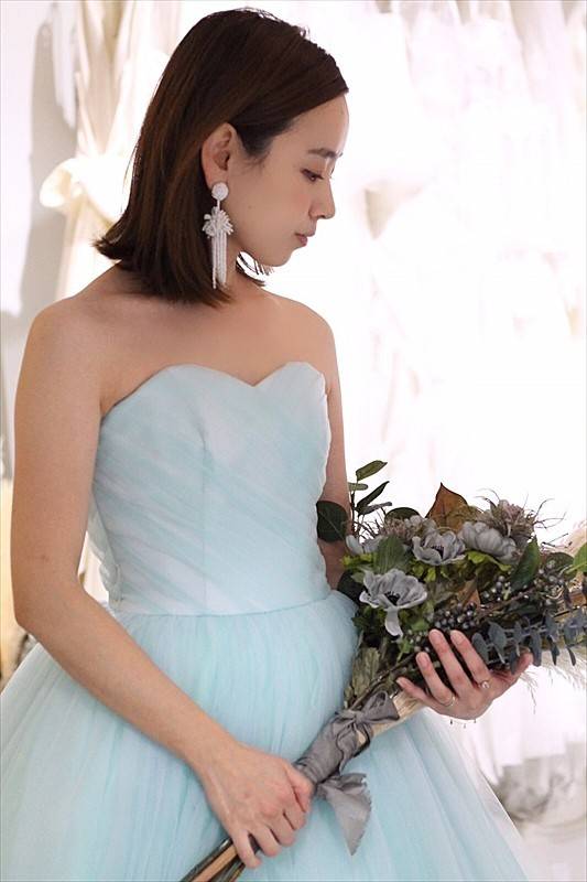 プリンセスライン編 ショートヘアにおすすめのウェディングドレス 4meee