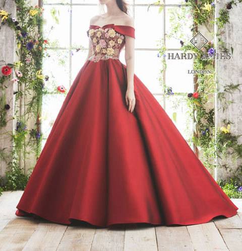 プリンセスライン編 ショートヘアにおすすめのウェディングドレス 4meee