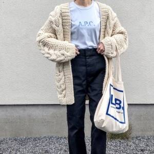 低身長さんでも違和感なし！大人可愛い「ロゴT」コーデはコレ〜秋編〜