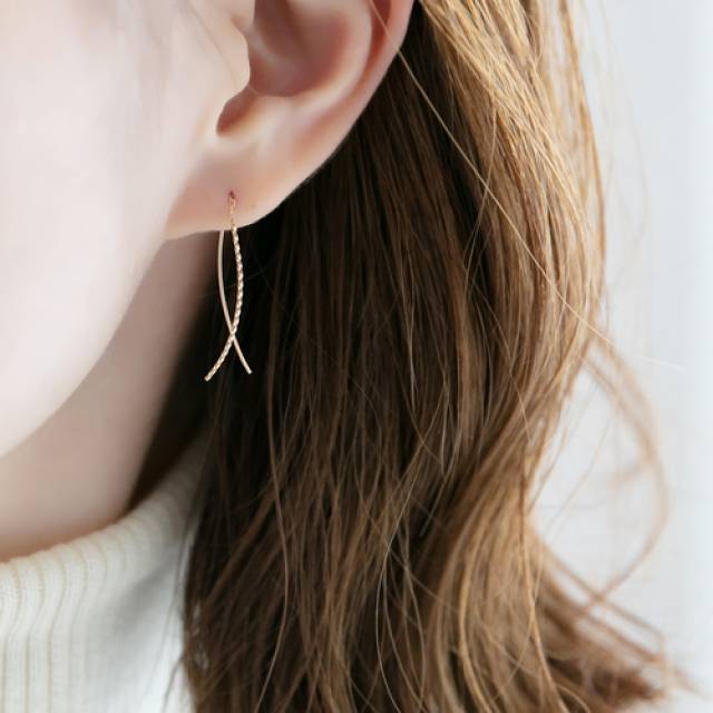 予算1万円 クリスマスにほしいピアスおすすめ4選 普段遣いに 4meee