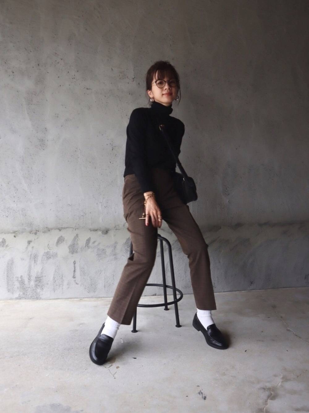 Uniqloのスマートアンクルパンツで作る着痩せコーデ5選 春編 4meee