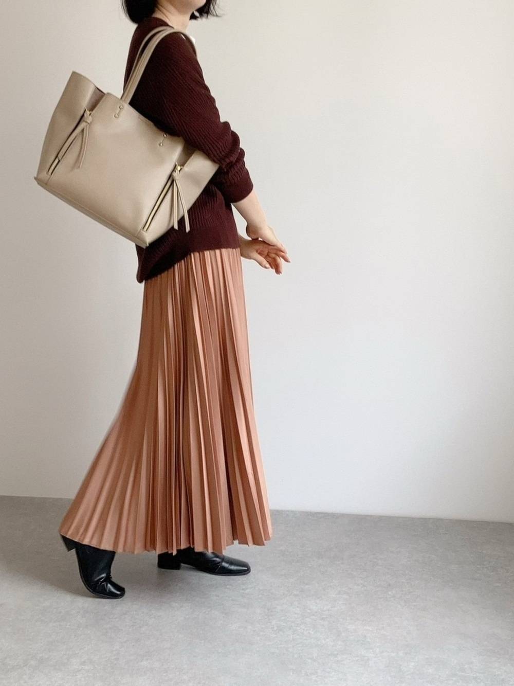 ぽっちゃりさん向けオフィスコーデ5選 春におすすめ スカート編 4meee