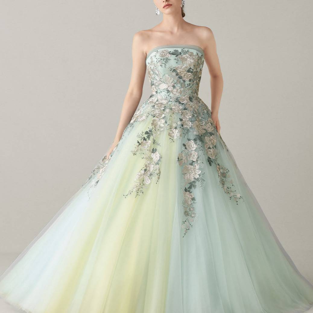 グリーン系 脇肉をカバーしてくれるウェディングドレスおすすめ5選 4meee