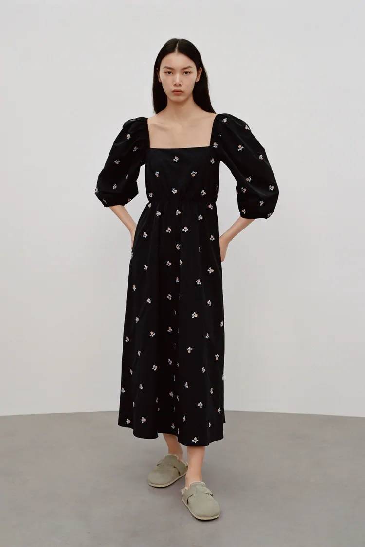 Zara新作 スルーしたら後悔するやつ ブラックワンピース5着 Womens Zara新作 スルーしたら後悔するやつ ブラックワンピース5着 Womens