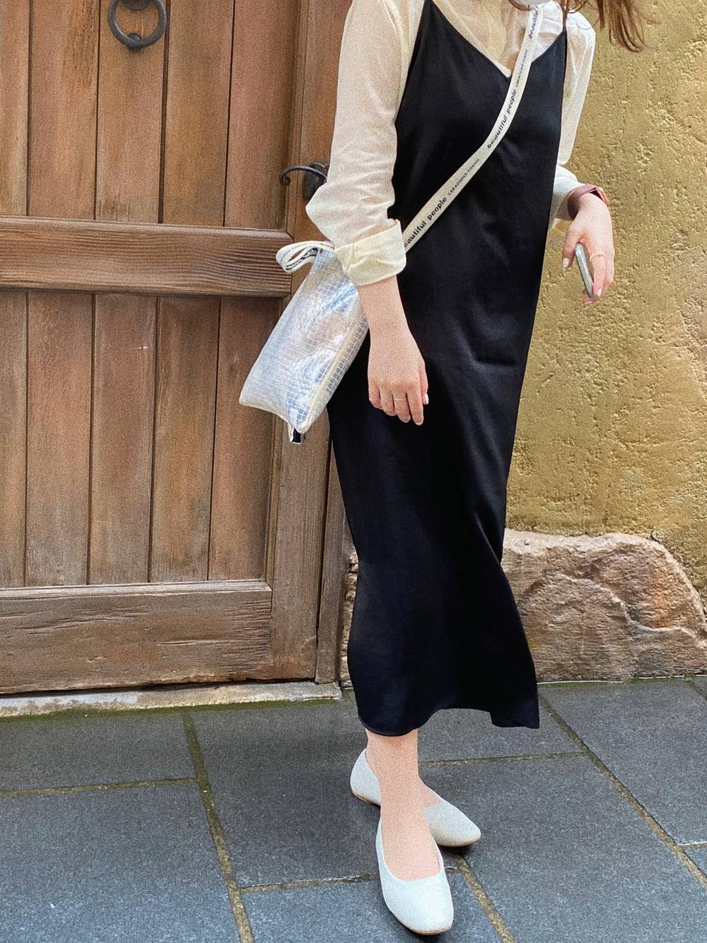 Uniqloミディ丈ワンピース使用 梅雨におすすめのコーデ5選 4meee