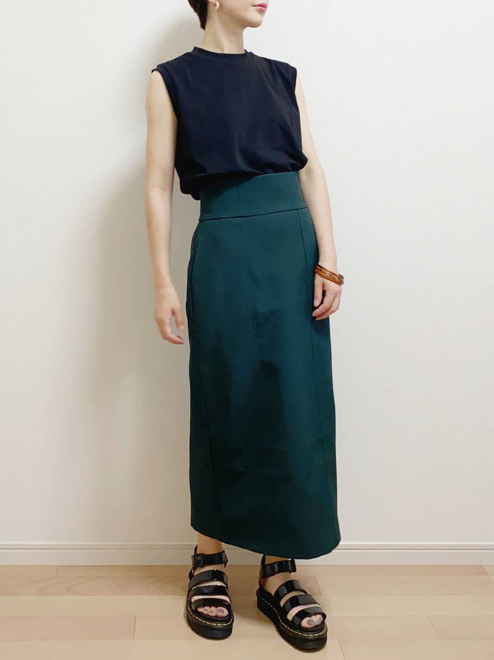 夏編 ショートヘアさん向けスカートコーデおすすめ5選 30代に 4meee