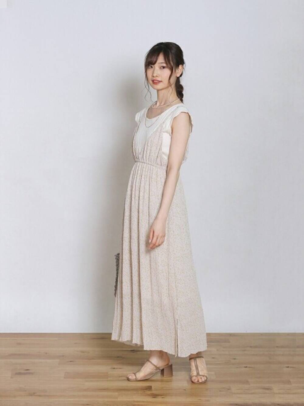 花柄ワンピースコーデ16選 21春夏秋冬 大人女子におすすめのブランドとは 4meee