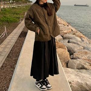 UNIQLOスカートが超使える件。ややぽっちゃりさん向け晩冬コーデ