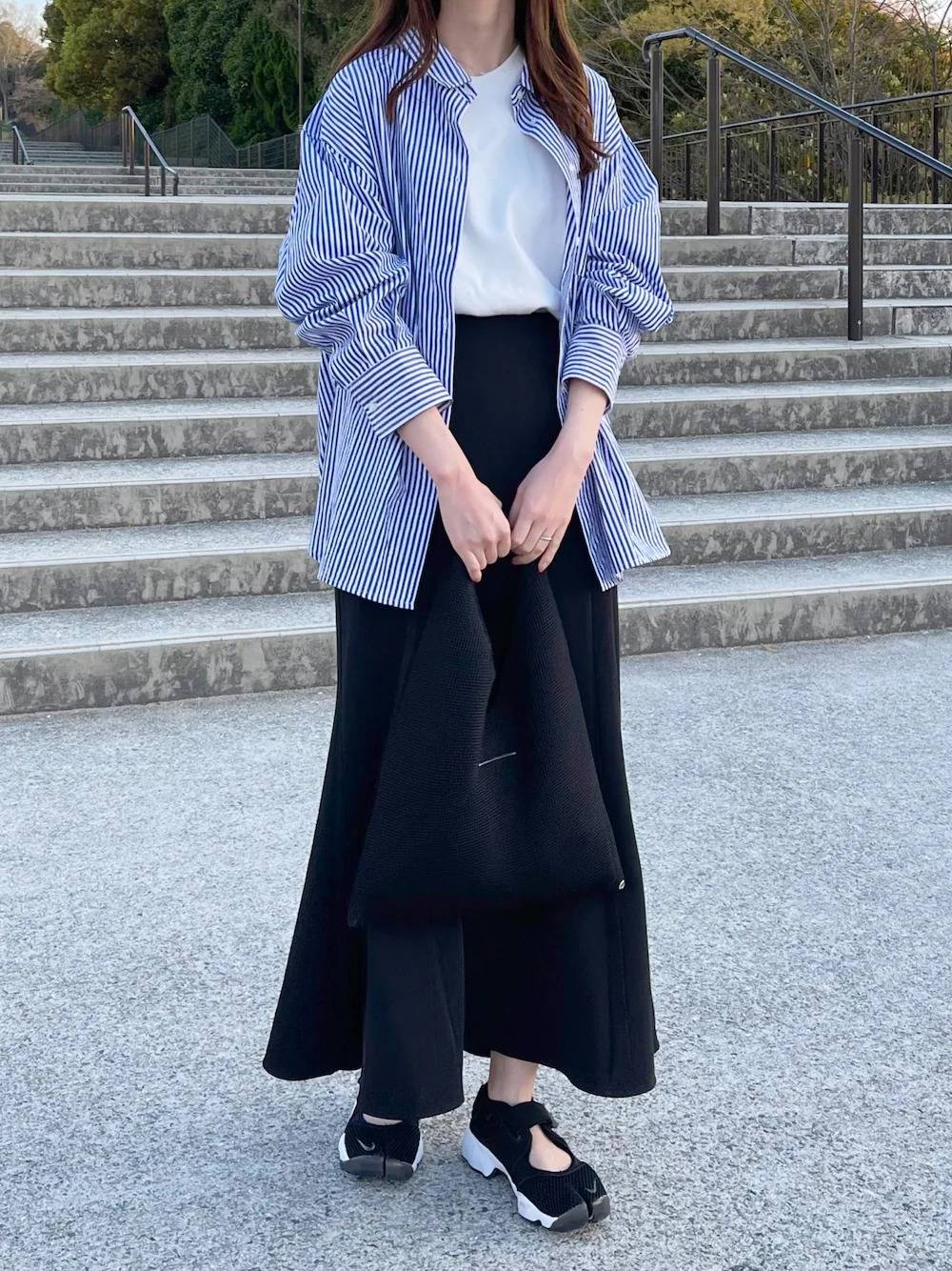 Uniqloトップス 痩せて見える晩春コーデ5選 大人におすすめ 4meee