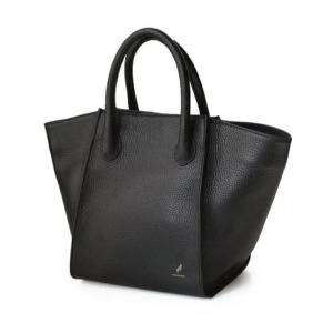 買わなきゃ損だよ。がんがん使える黒ハンドバッグ5連発〜2022秋〜