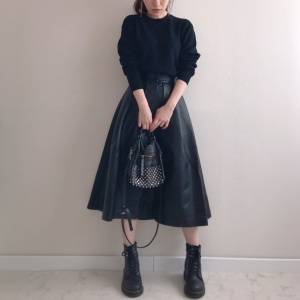 【ユニクロ黒トップス】がただ神なのよ……。男ウケする初冬コーデ5選