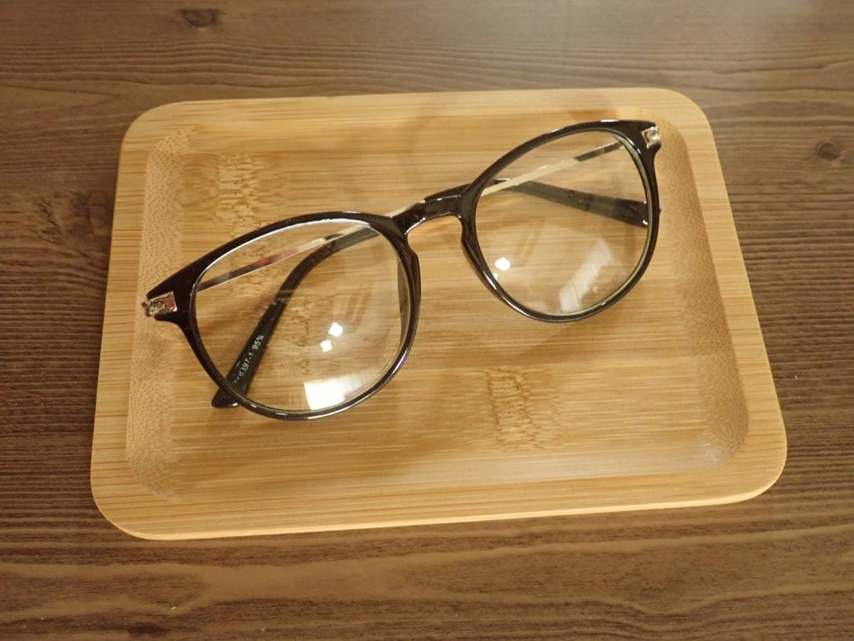 ダイソーのバンブートレー(16cm×12cm)