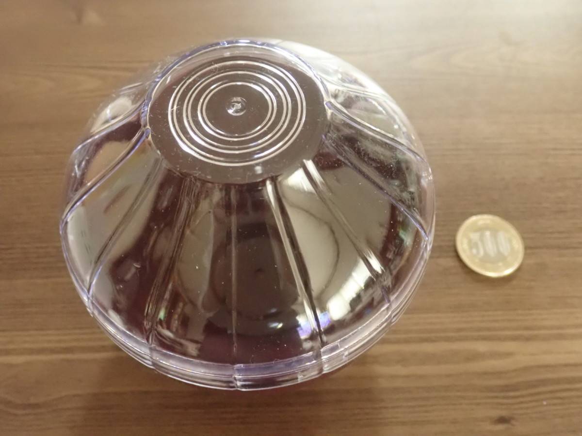 ダイソーの野菜保存容器(玉ねぎ型)