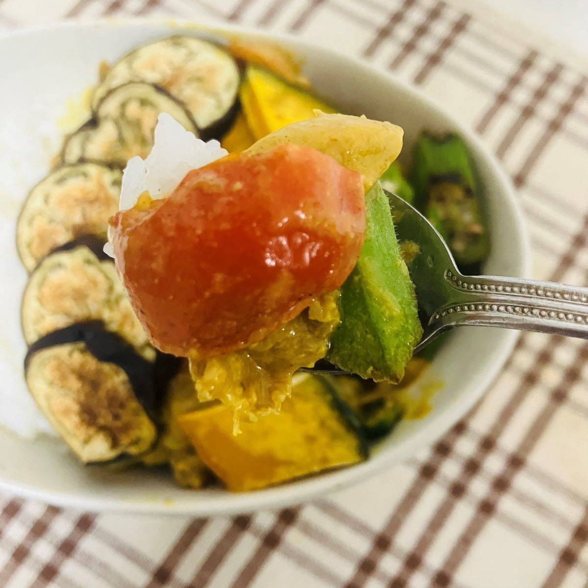 JAグループ公式の「京都府「鶏と夏野菜のヨーグルトカレー」ＪＡ京都中央女性部」のレシピ
