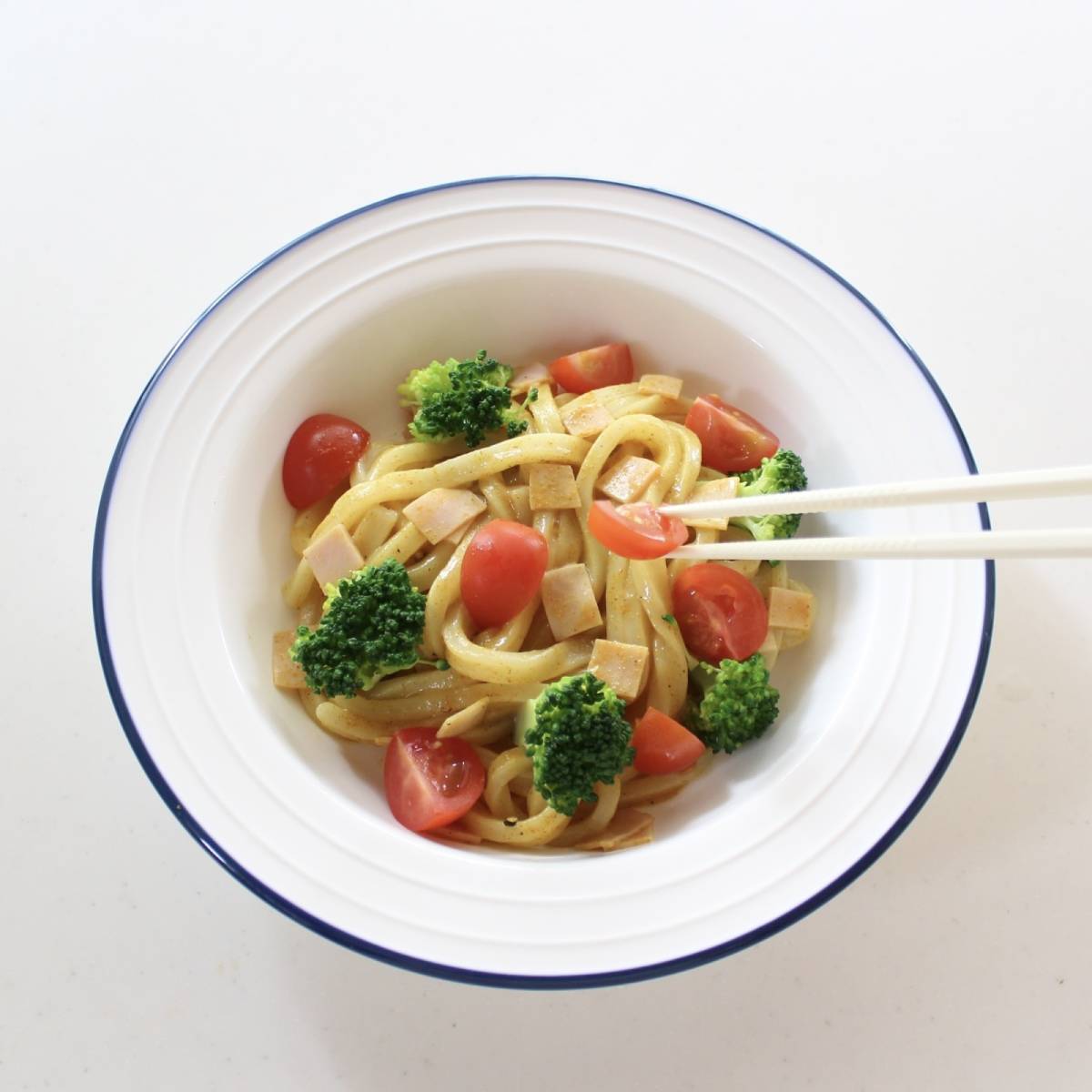 テーブルマーク公式の「今すぐカレーうどん」のレシピ