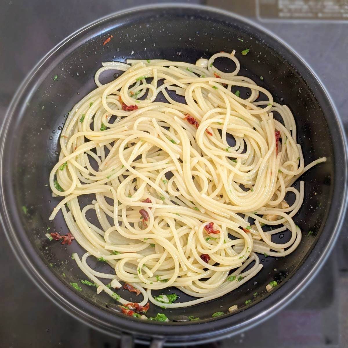 マ・マー公式の「スパゲティ ペペロンチーニ」のレシピ