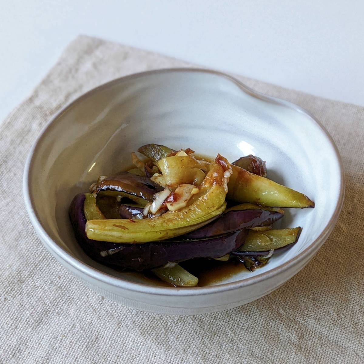 JAグループ公式の「揚げ茄子のおかか薬味あえ」のレシピ