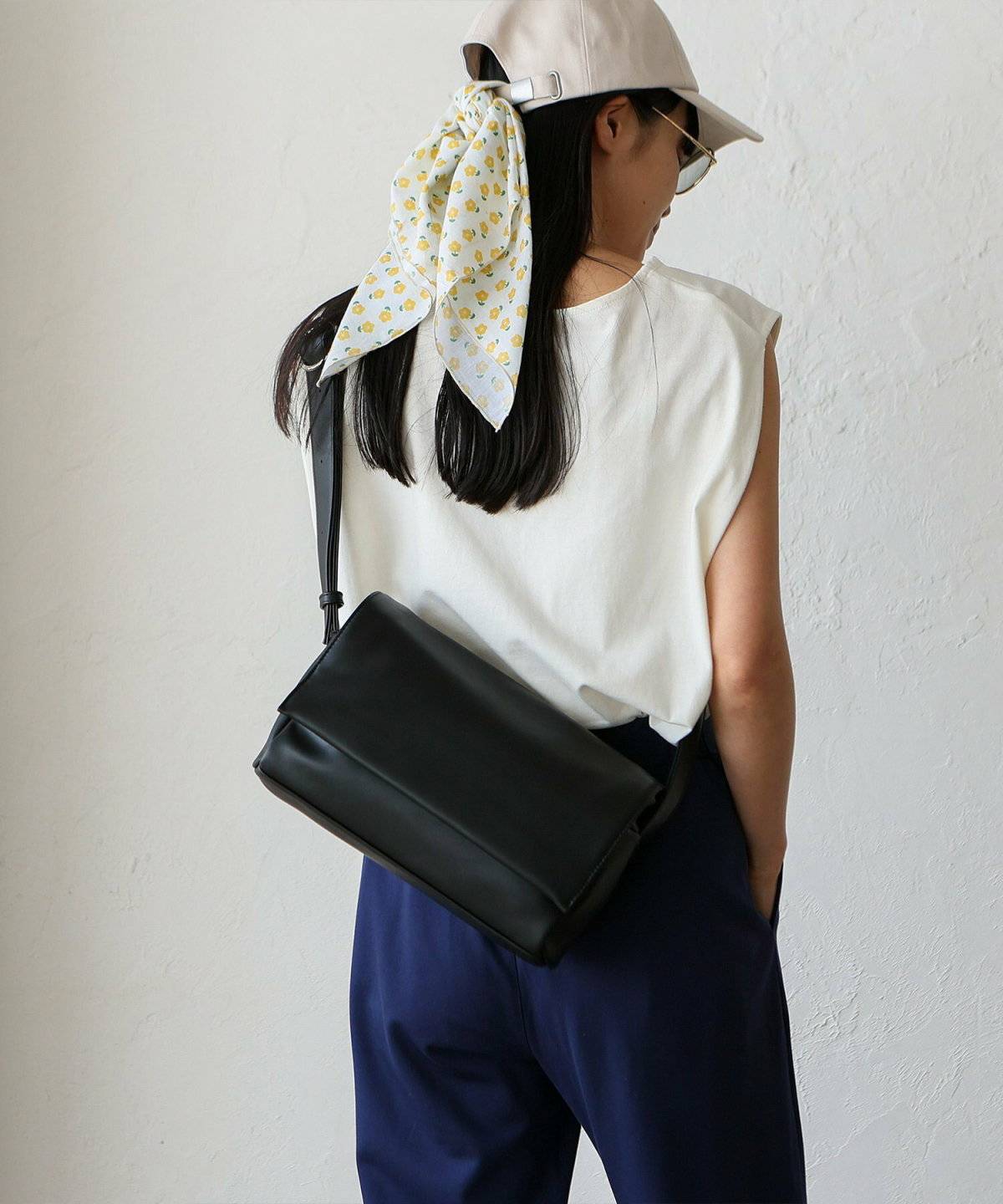 VitaFelice(ヴィータフェリーチェ) ワンショルダーボディバッグ