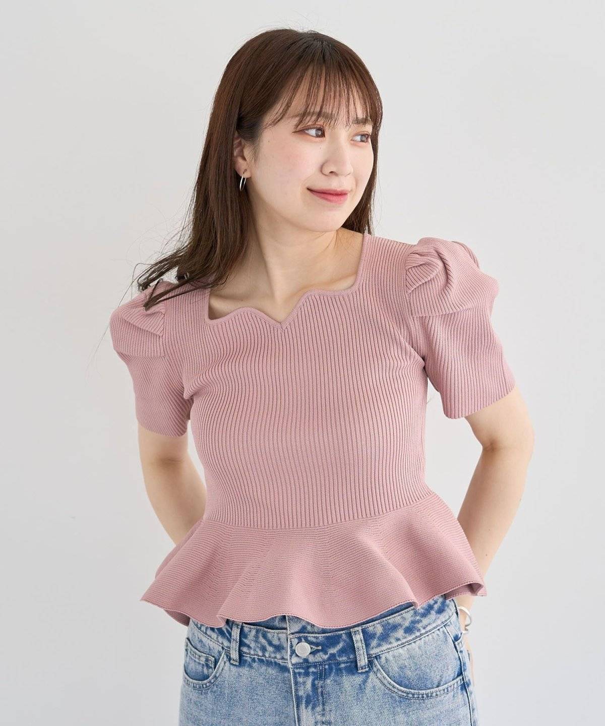 Green Parks(グリーンパークス) swing by ハートネックペプラムニット