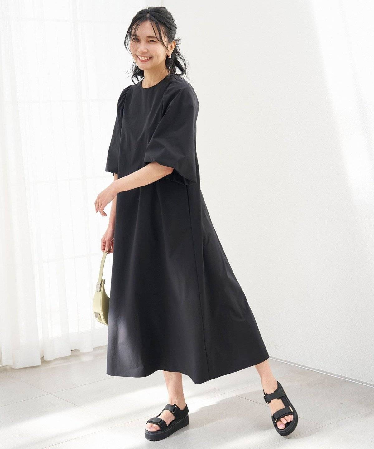 UNFILO(アンフィーロ) 【UVケア/撥水】FINE MOVE ボリュームスリーブ ワンピース