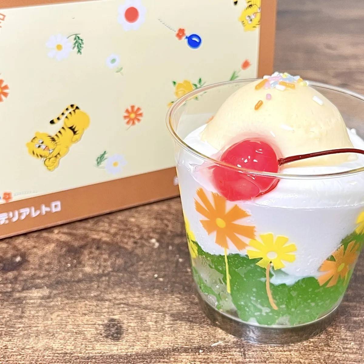 銀座コージーコーナーの「クリームソーダ」