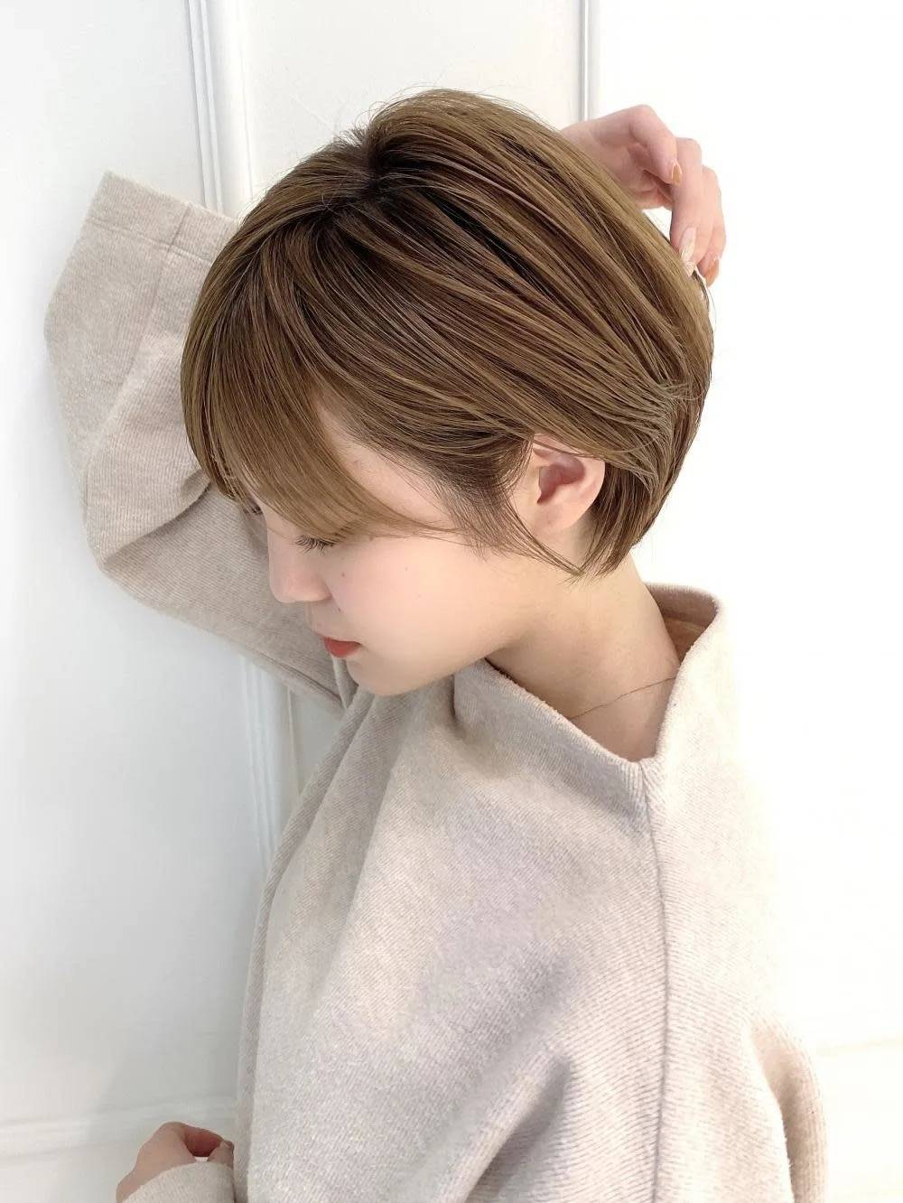 きれいめ前下がりショート